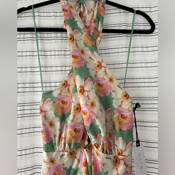 NWT ASTR THE LABEL GIOVA DRESS - Picture 6 of 8